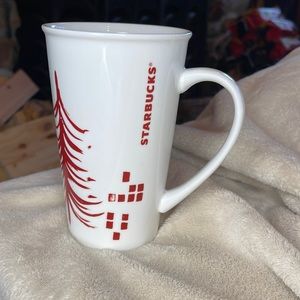 Starbucks 2014 Holiday Christmas Trees Red & White
Venti 17.8 oz Coffee Mug.
